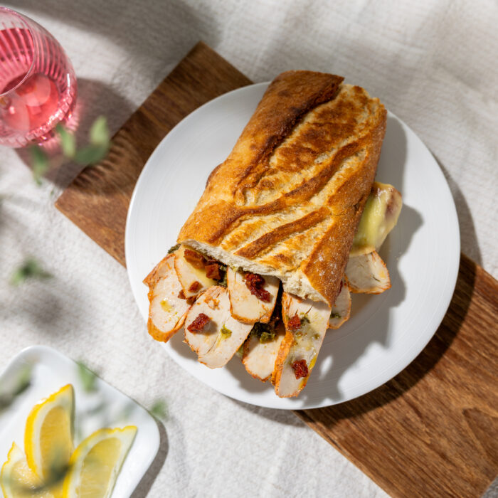 Crispy panini med kylling og ost
